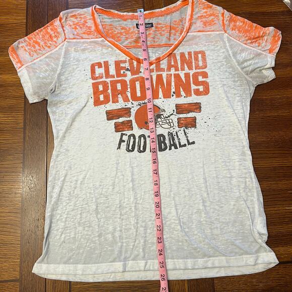 Cleveland Browns XL V-Neck Tee - NFL Football White/Orange - Picture 6 of 9